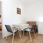 Apartamento With Parking Space Trpanj, Peljesac - 10131 Trpanj